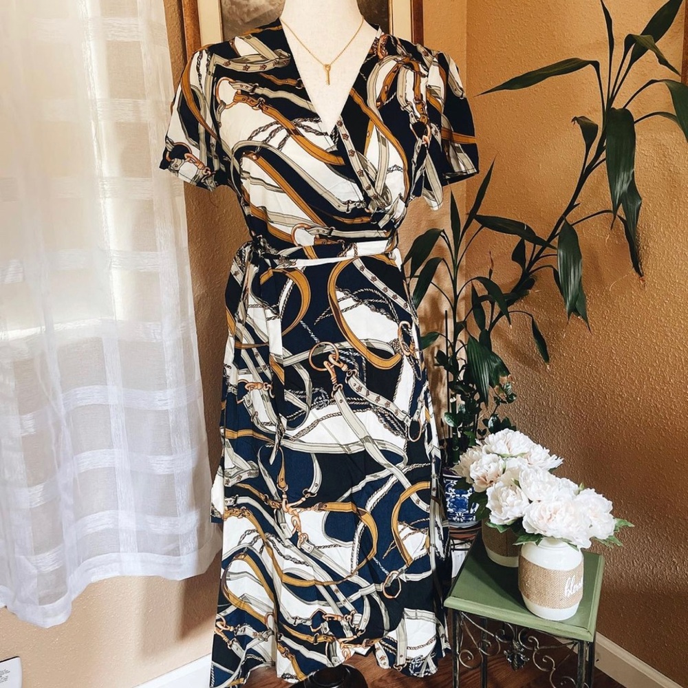 ✨NEW✨ Dress